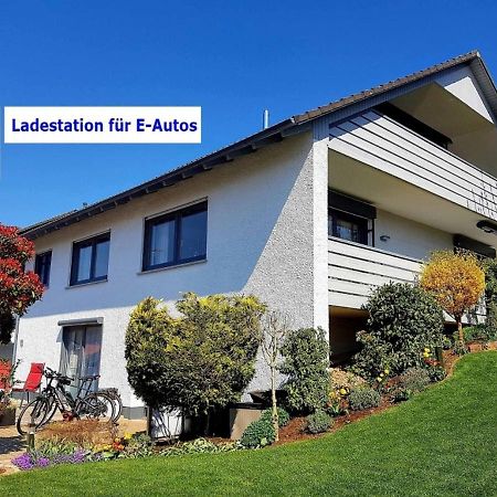 Gaestezimmer-Apartment Heidi Hoenl ビュルクシュタット エクステリア 写真